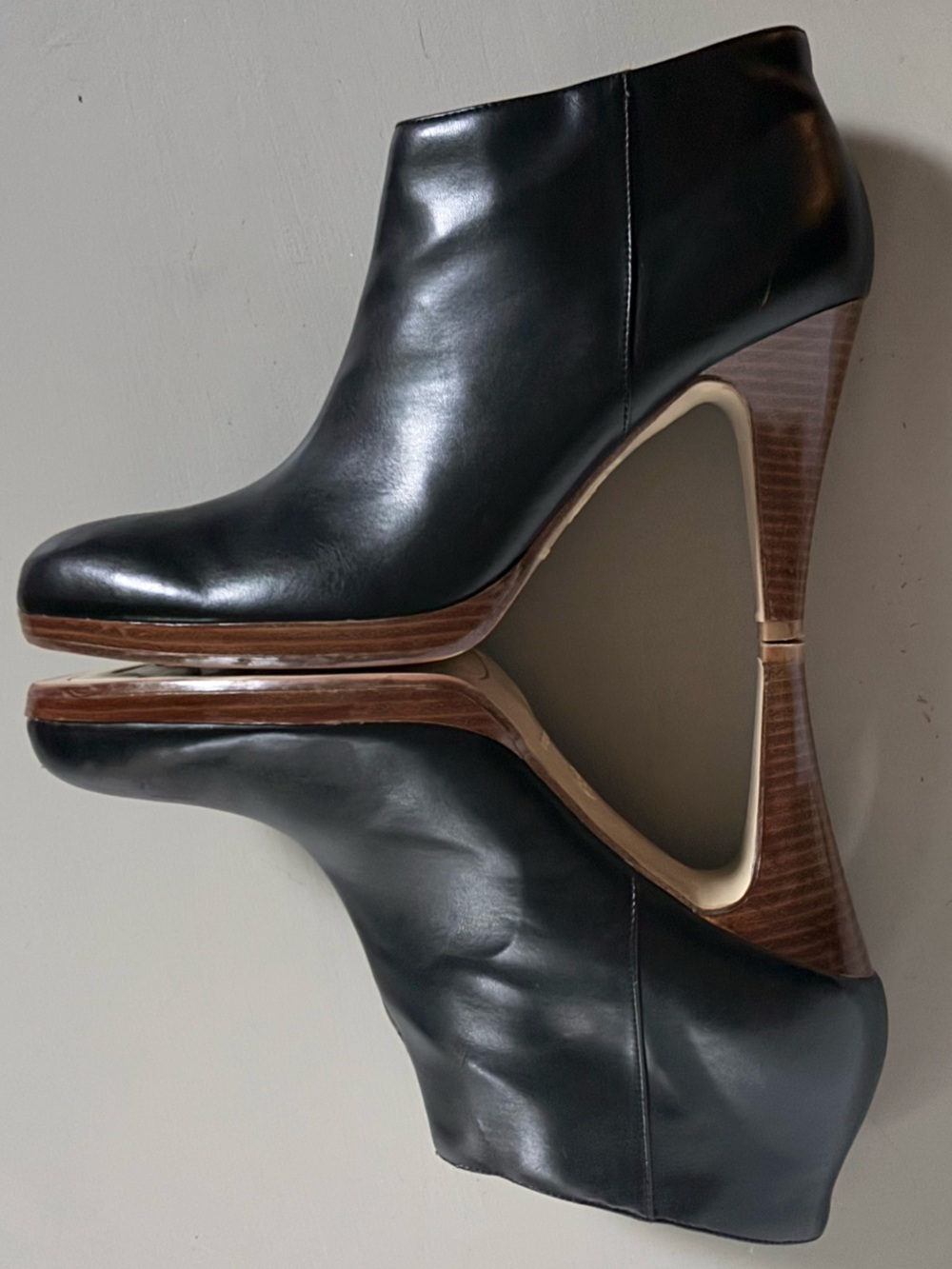 FIONI Constraining Wood-Effect Platform High Heel Leather Ankle Booties